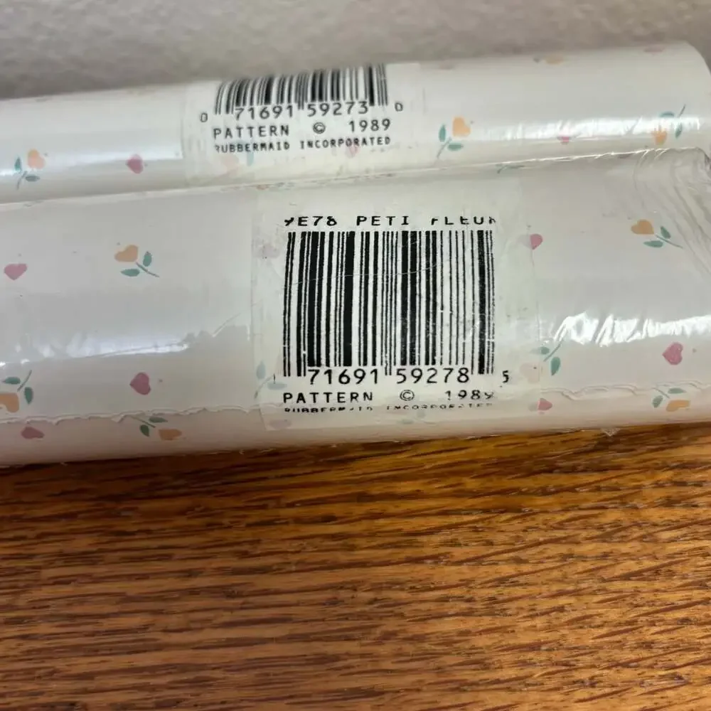 NWT Con-Tact Peti Fleur Self-Adhesive Plastic Covering Rolls Lot of 2 - New